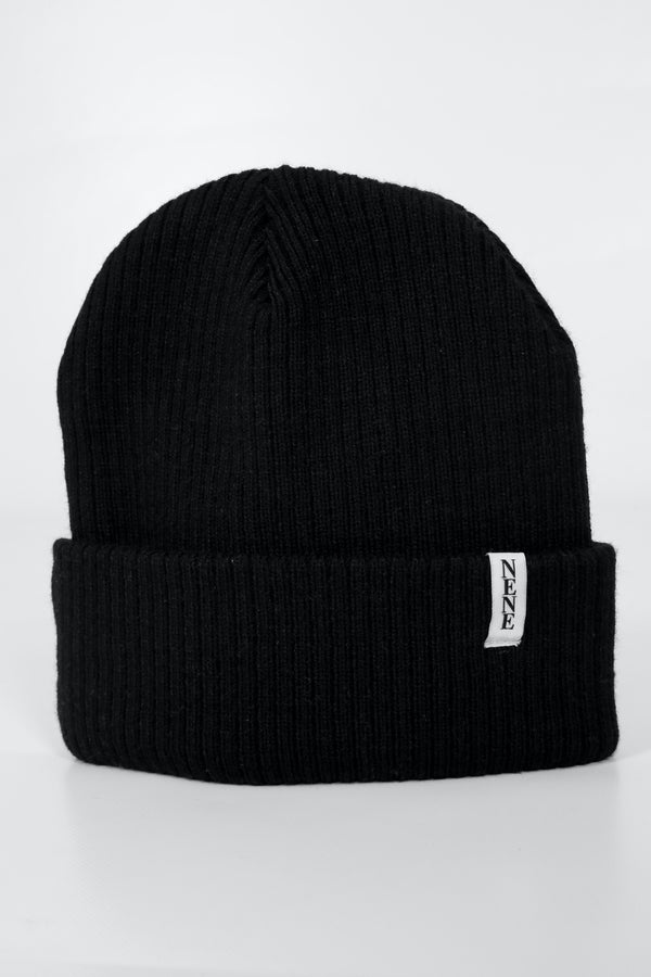 NENE LABEL BEANIE - BLACK